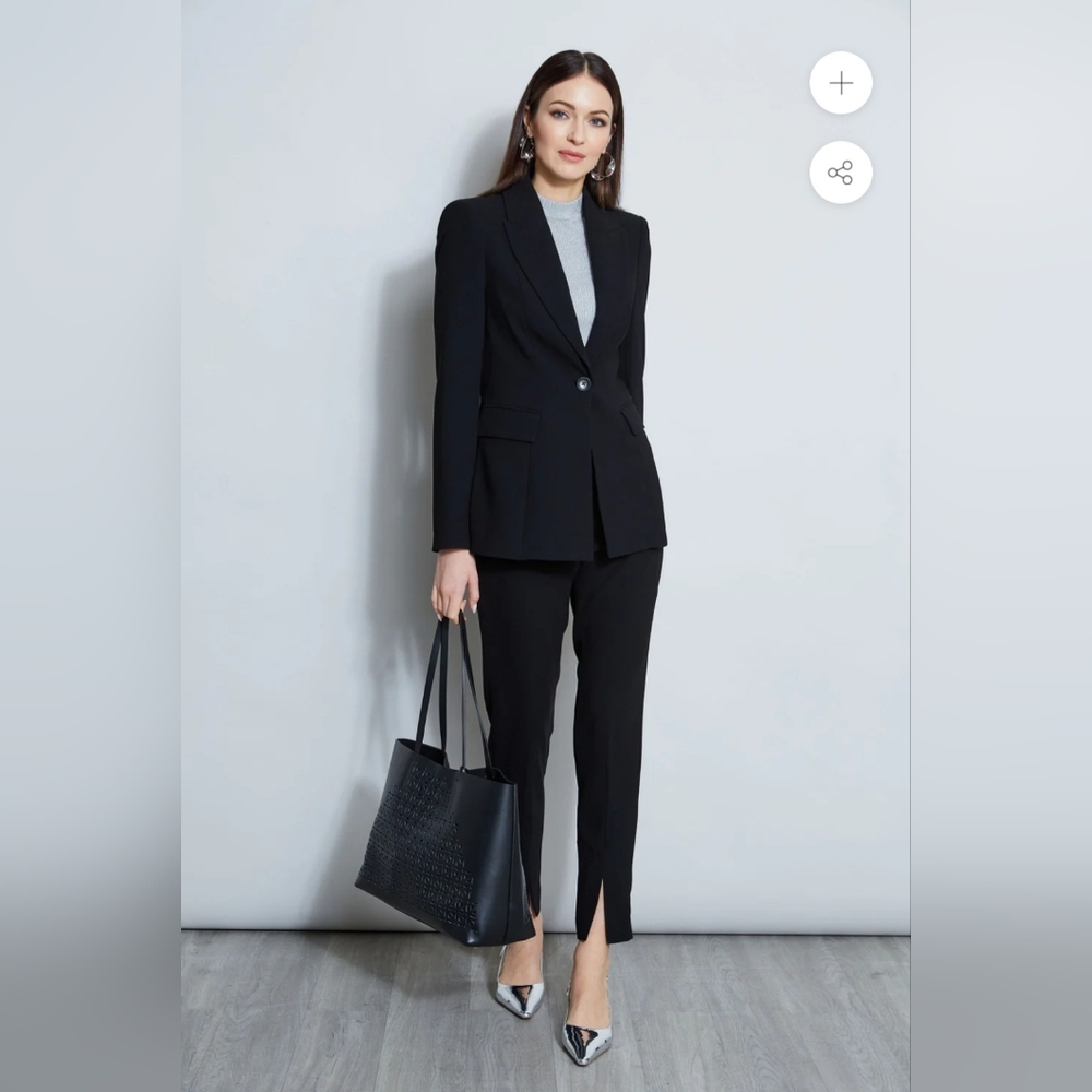 T Tahari Black Blazer and Pants Suit
